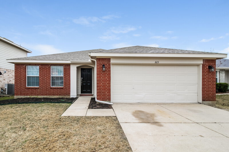 2,140/Mo, 1613 Chestnut St Anna, TX 75409 External View