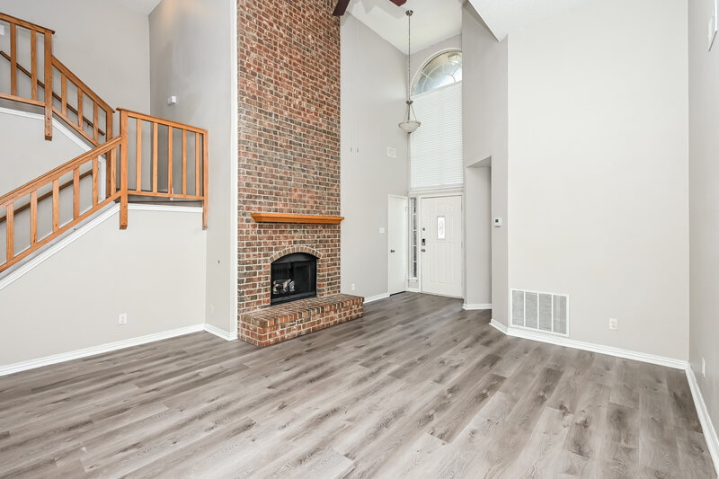2,520/Mo, 4327 Meriden Ct Grand Prairie, TX 75052 Living Room View