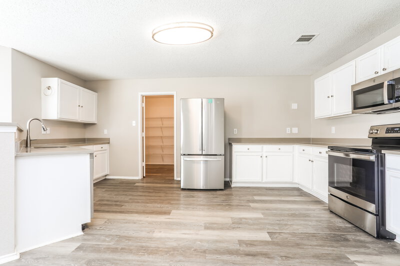 2,395/Mo, 4908 Chaps Ave Fort Worth, TX 76244 Kitchen View