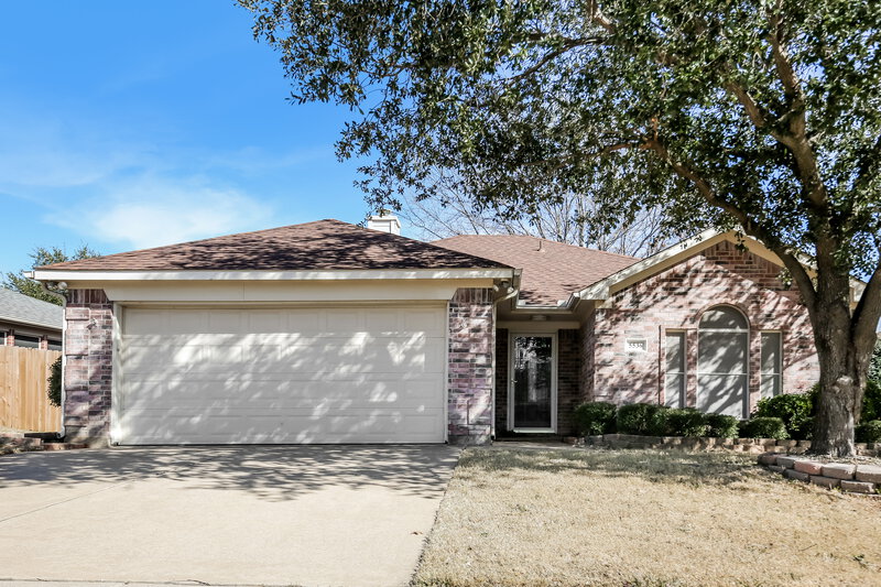 2,070/Mo, 5536 Alta Verde Cir Arlington, TX 76017 External View