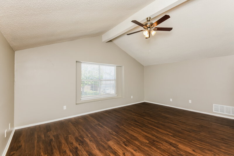 2,565/Mo, 610 Lemon Dr Arlington, TX 76018 Living Room View