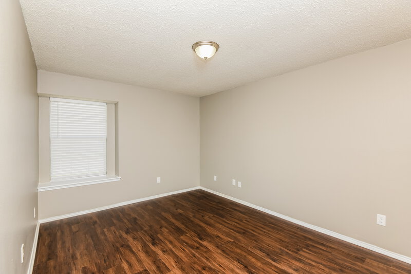 2,565/Mo, 610 Lemon Dr Arlington, TX 76018 Bedroom View 2