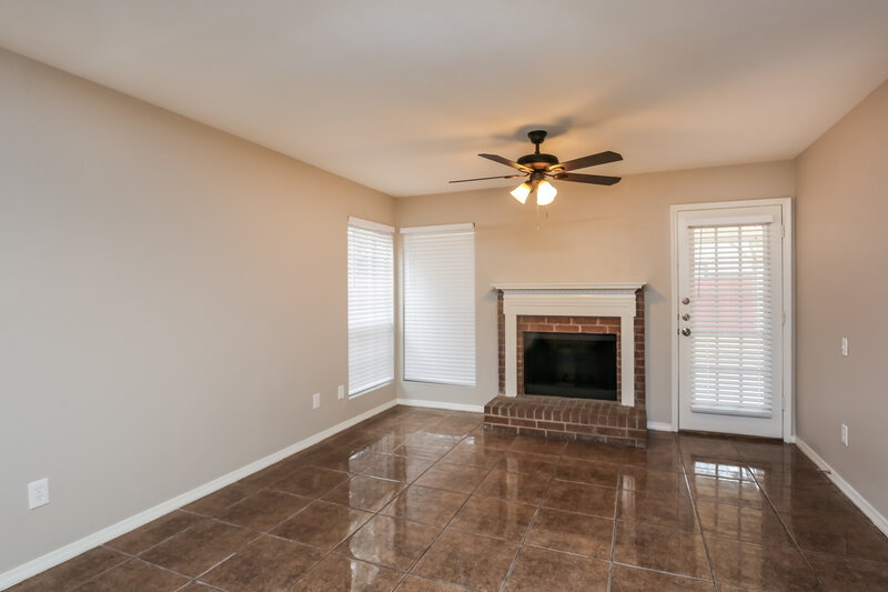 3,220/Mo, 2708 Country Creek Ln Fort Worth, TX 76123 Living Room View