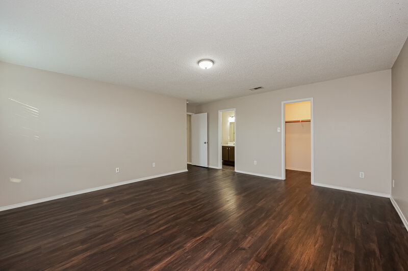 1,620/Mo, 565 Keble Dr CROWLEY, TX 76036 Main Bedroom View 2