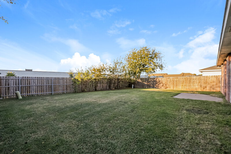 1,620/Mo, 565 Keble Dr CROWLEY, TX 76036 Rear View
