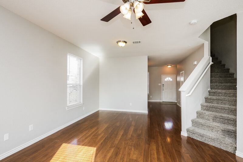 2,400/Mo, 8409 Star Thistle Dr Fort Worth, TX 76179 Living Room View 3