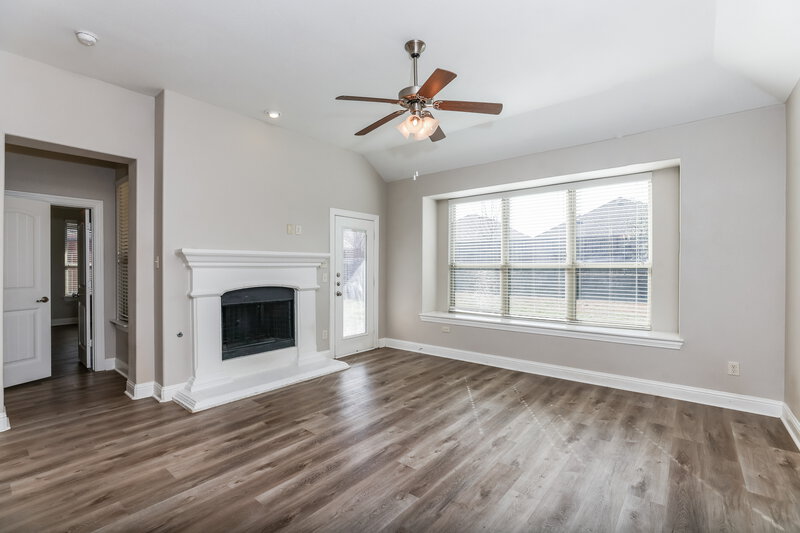 3,850/Mo, 125 Charleston Ln Fate, TX 75189 Living Room View
