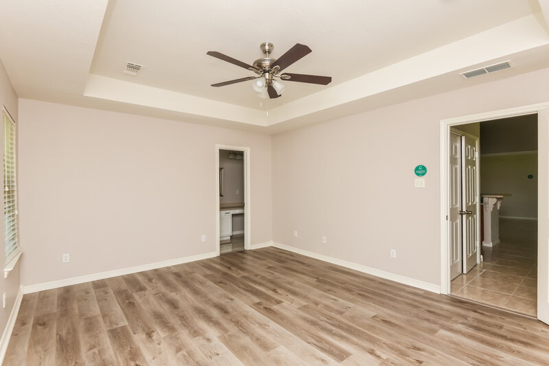 2,485/Mo, 801 Havenwood Ln S Fort Worth, TX 76112 Main Bedroom View 2