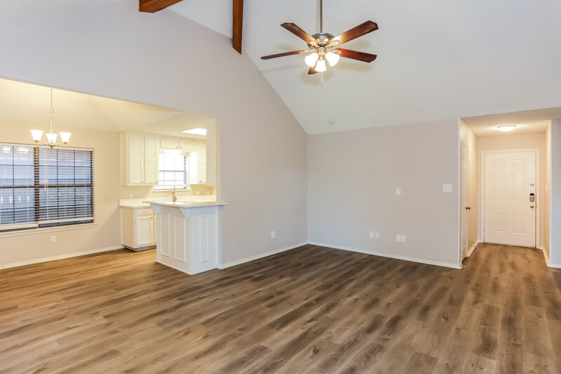 1,865/Mo, 6305 Woodcreek Trl Fort Worth, TX 76179 Living Room View 3