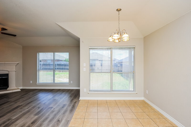 2,110/Mo, 9216 Jason Dr Fort Worth, TX 76108 Breakfast Nook View