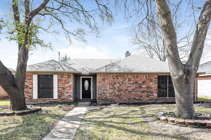 2,050/Mo, 1272 Roan Dr Lancaster, TX 75134 External View
