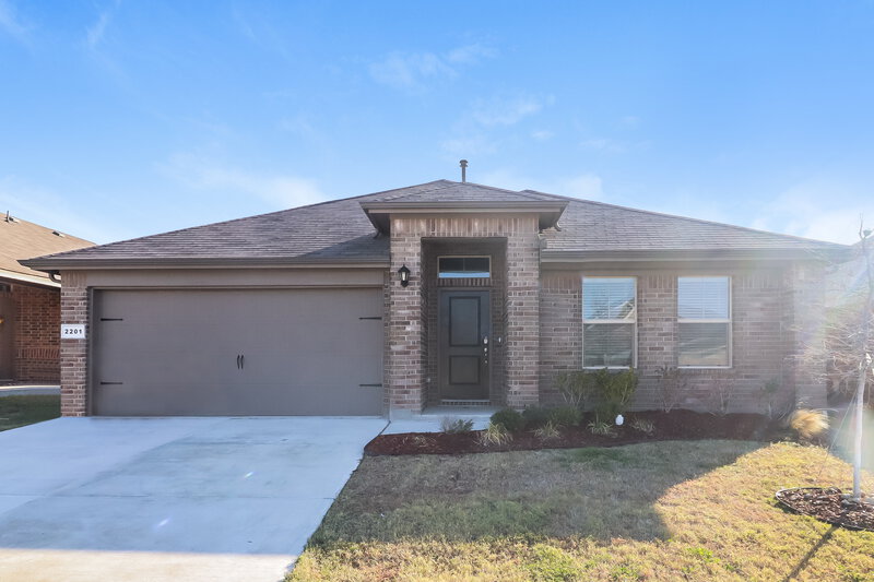 2,125/Mo, 2201 Denmark Ln Fort Worth, TX 76108 External View