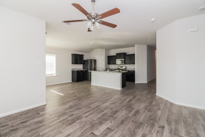 2,125/Mo, 2201 Denmark Ln Fort Worth, TX 76108 Living Room View