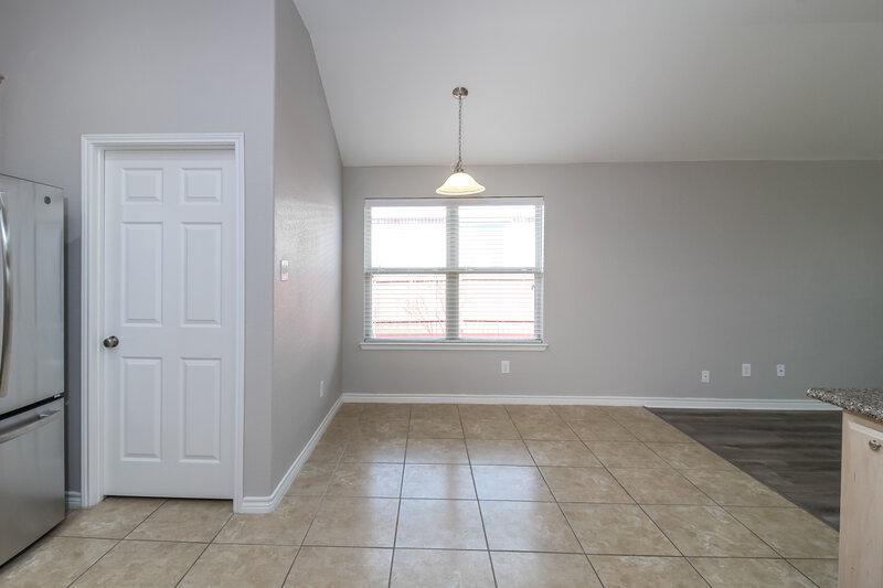 2,250/Mo, 3708 Fallmeadow St Denton, TX 76207 Dining Room View