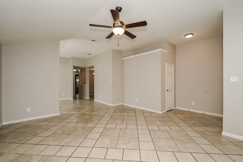 1,990/Mo, 5909 Northfield Dr Fort Worth, TX 76179 Living Room View 3