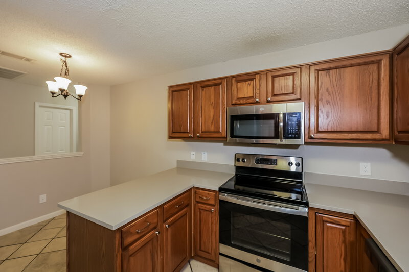 1,985/Mo, 5909 Northfield Dr Fort Worth, TX 76179 Kitchen View 3