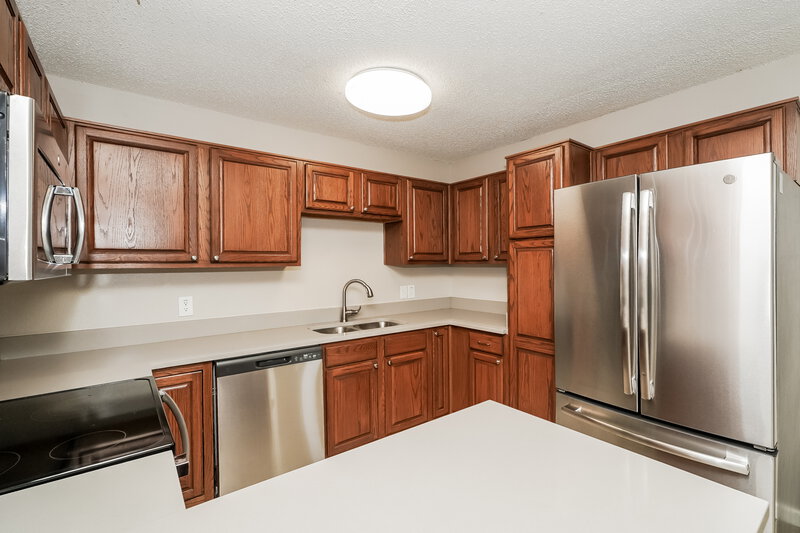 1,990/Mo, 5909 Northfield Dr Fort Worth, TX 76179 Kitchen View 2
