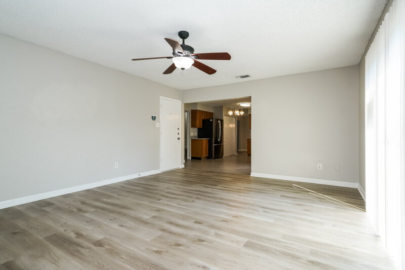 2,245/Mo, 2641 Channing Dr Grand Prairie, TX 75052 Living Room View 2