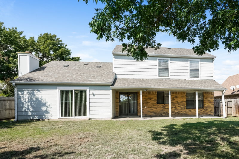 2,245/Mo, 2641 Channing Dr Grand Prairie, TX 75052 Rear View