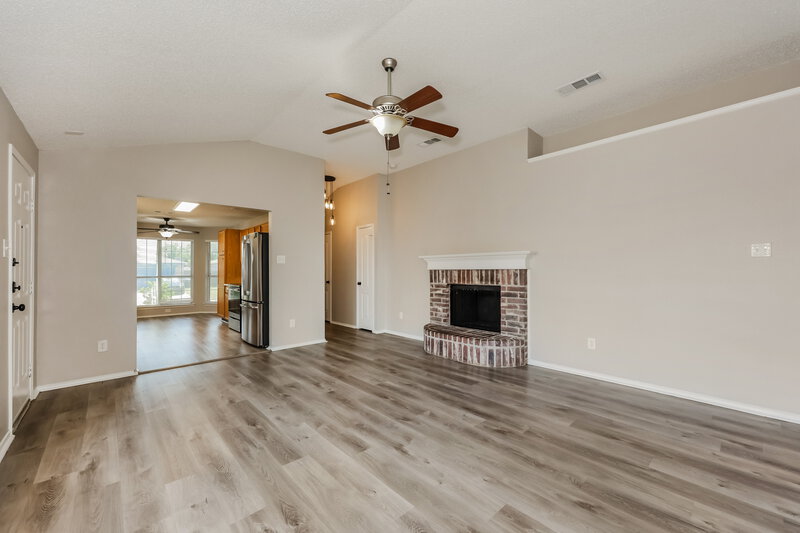 2,145/Mo, 5904 Heatherglen Terrace Fort Worth, TX 76179 Living Room View 2