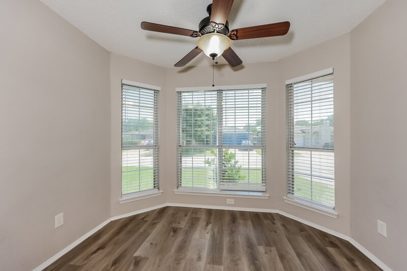 2,145/Mo, 5904 Heatherglen Terrace Fort Worth, TX 76179 Dining Room View