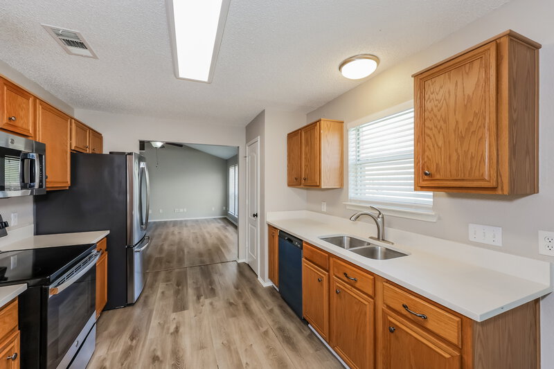 2,145/Mo, 5904 Heatherglen Terrace Fort Worth, TX 76179 Kitchen View 2