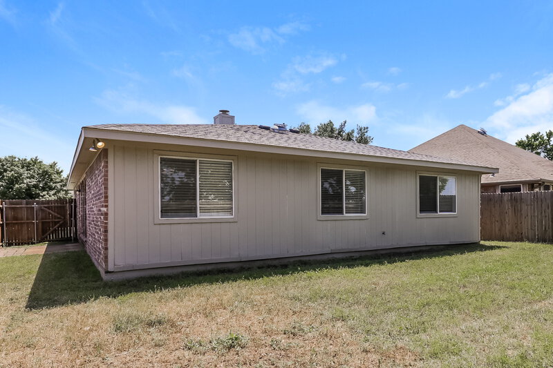 2,145/Mo, 5904 Heatherglen Terrace Fort Worth, TX 76179 Rear View