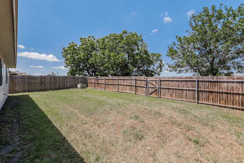 2,145/Mo, 5904 Heatherglen Terrace Fort Worth, TX 76179 Backyard View