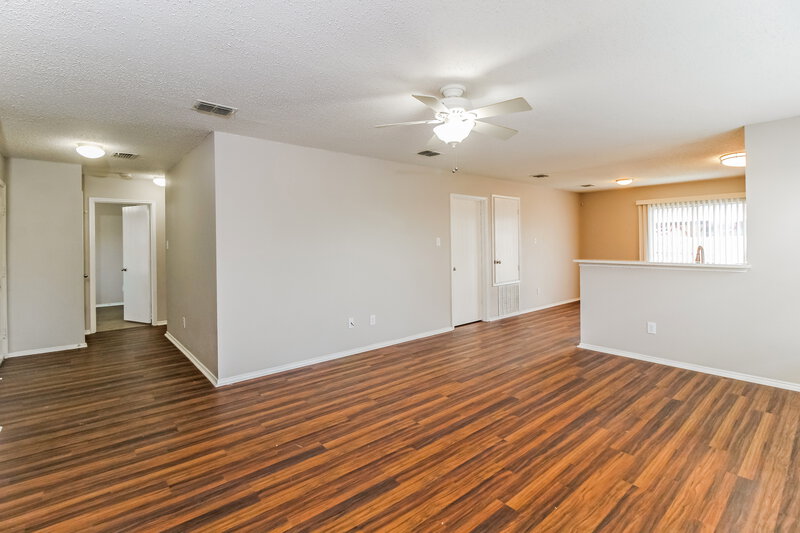 1,855/Mo, 1416 Sequoia Dr Krum, TX 76249 Living Room View 3