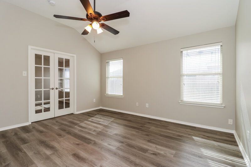 2,590/Mo, 2739 Pleasant Hill Rd Grand Prairie, TX 75052 Main Bedroom View