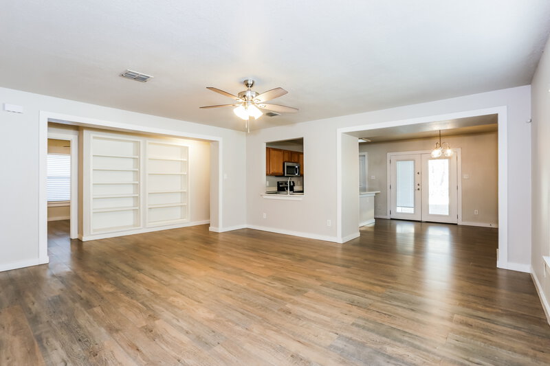 1,865/Mo, 10104 Chapel Oak Trail Fort Worth, TX 76116 Living Room View 2