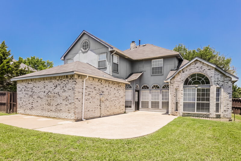 2,960/Mo, 1148 Devonshire Dr DeSoto, TX 75115 Rear View