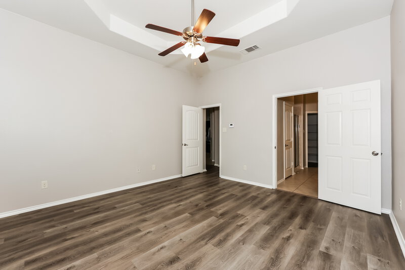 2,275/Mo, 1805 Lake Pine Dr Little Elm, TX 75068 Main Bedroom View 2