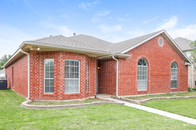 2,970/Mo, 1330 Bogard Ln Lewisville, TX 75077 Front View