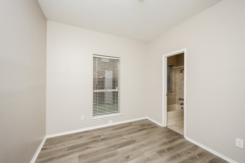 2,970/Mo, 1330 Bogard Ln Lewisville, TX 75077 Bedroom View 2
