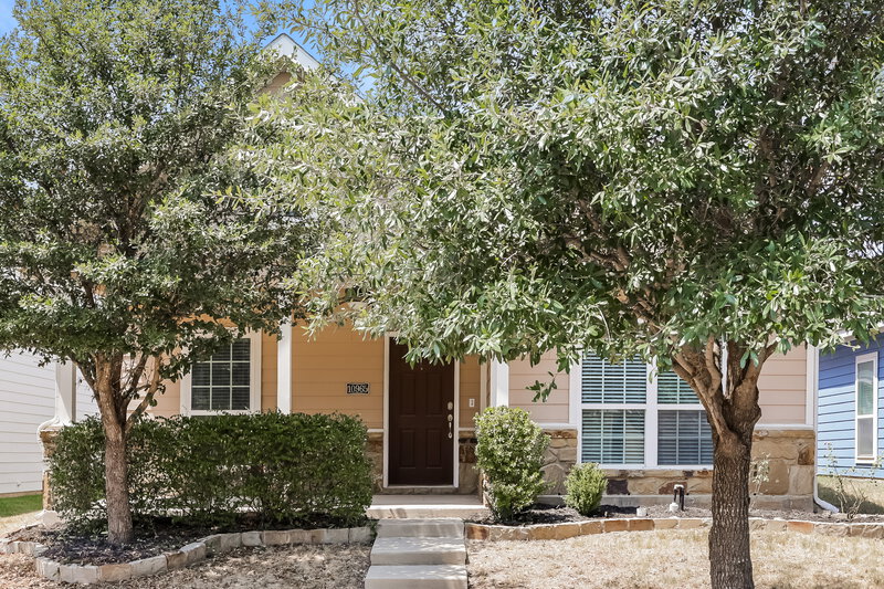 2,100/Mo, 10965 Colonial Heights Ln Fort Worth, TX 76179 External View