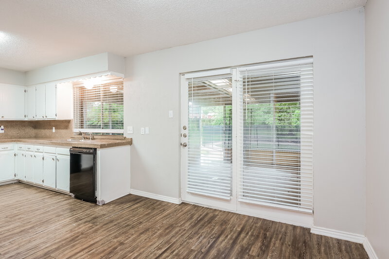 2,250/Mo, 7110 Myna Dr Arlington, TX 76002 Breakfast Nook View