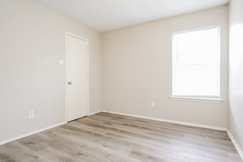 2,250/Mo, 7110 Myna Dr Arlington, TX 76002 Bedroom View 2