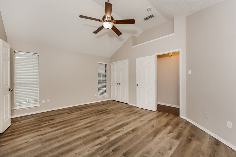 2,105/Mo, 2613 Clovermeadow Dr Fort Worth, TX 76123 Main Bedroom View