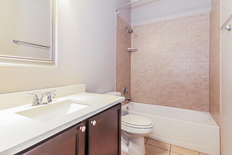 2,230/Mo, 1108 Lubbock Ln Melissa, TX 75454 Bathroom View