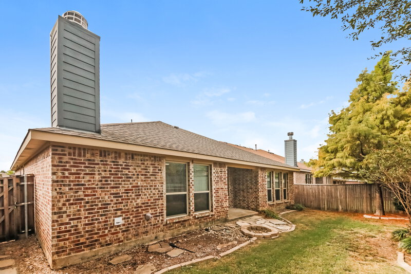 2,230/Mo, 1108 Lubbock Ln Melissa, TX 75454 Rear View