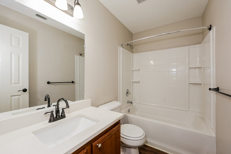 1,925/Mo, 3845 German Pointer Way Fort Worth, TX 76123 Bathroom View