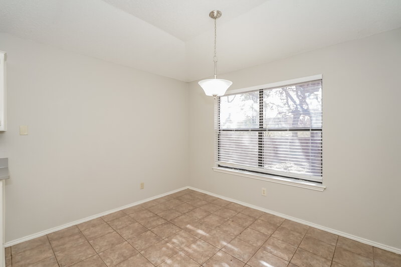 1,680/Mo, 8137 Camelot Rd Fort Worth, TX 76134 Dining Room View