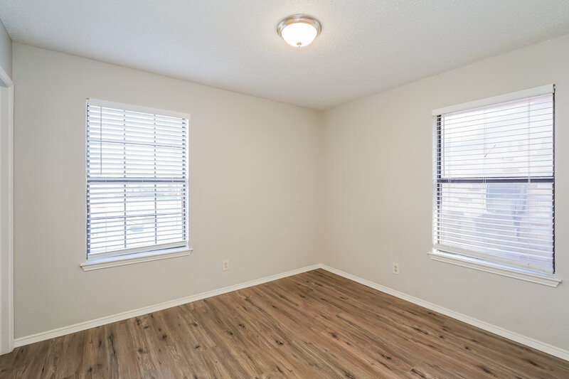 1,680/Mo, 8137 Camelot Rd Fort Worth, TX 76134 Bedroom View 2