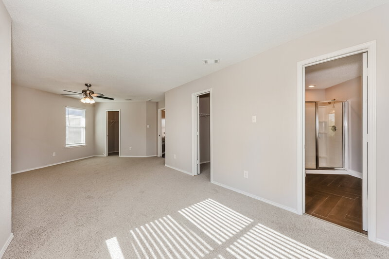 2,365/Mo, 365 Blairwood Dr Fort Worth, TX 76134 Main Bedroom View 2