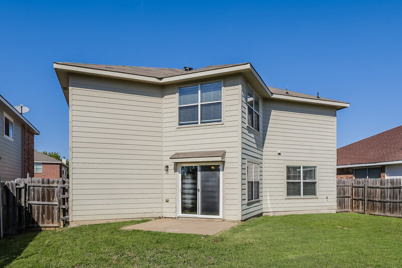 2,365/Mo, 365 Blairwood Dr Fort Worth, TX 76134 Rear View
