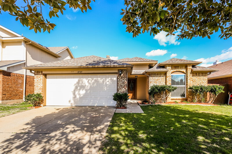 2,225/Mo, 8705 Elbe Trail Fort Worth, TX 76118 External View