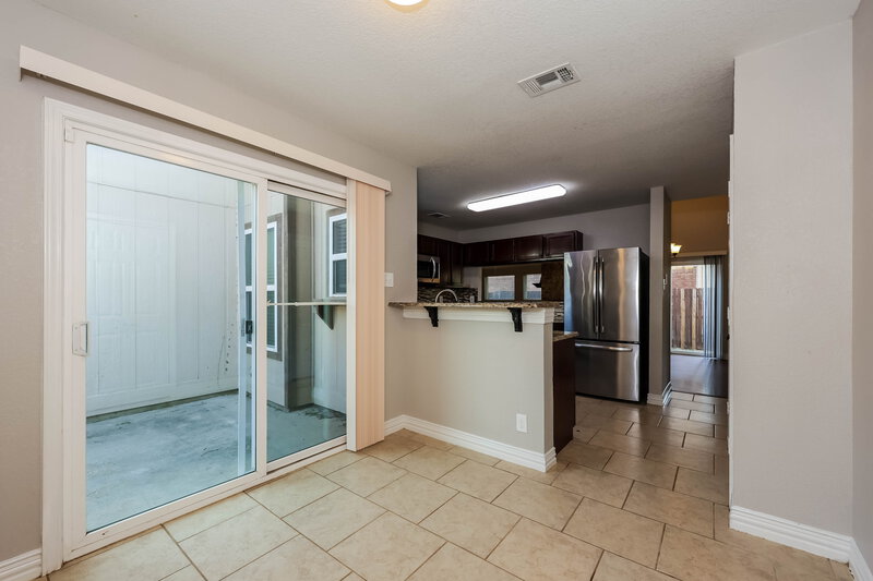 2,165/Mo, 8705 Elbe Trail Fort Worth, TX 76118 Breakfast Nook View