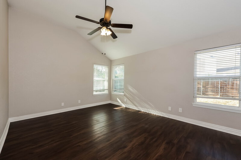 2,165/Mo, 8705 Elbe Trail Fort Worth, TX 76118 Main Bedroom View