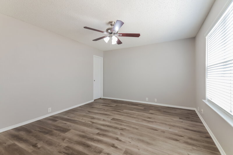2,050/Mo, 3317 Bentgate Ct Denton, TX 76210 Main Bedroom View